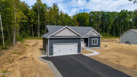18 Wolfe Road Queensbury NY 12804