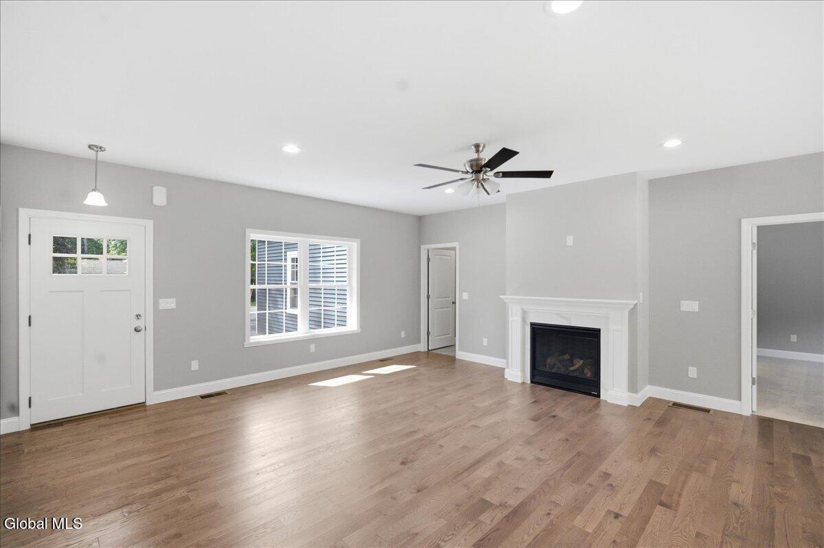 18 Wolfe Road Queensbury NY 12804