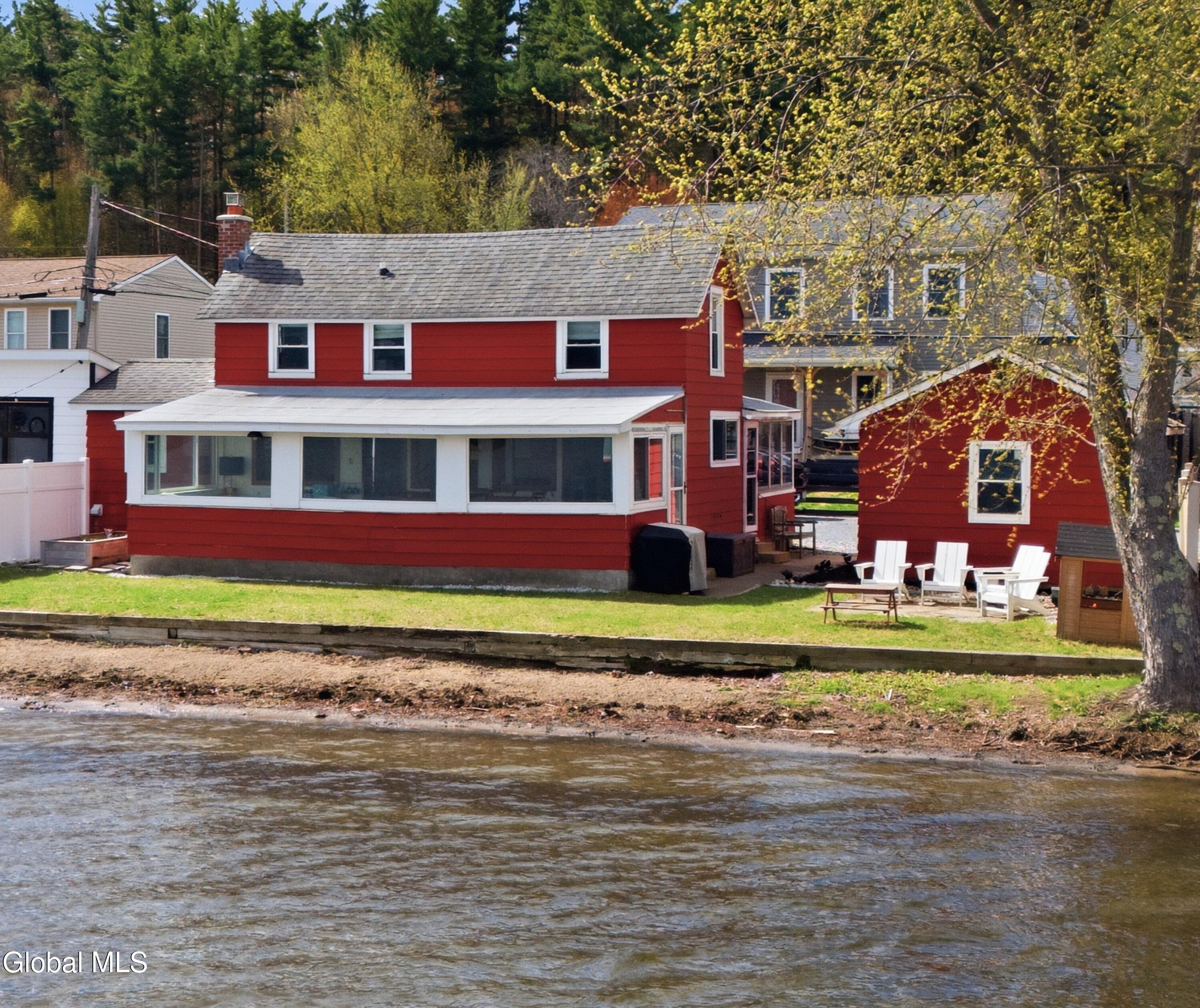 18 Shore Avenue Saratoga Springs NY 12866