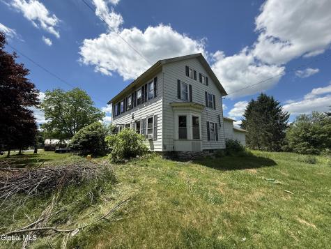 10 Wyomanock Road Stephentown NY 12168