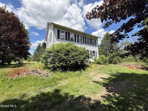 10 Wyomanock Road Stephentown NY 12168