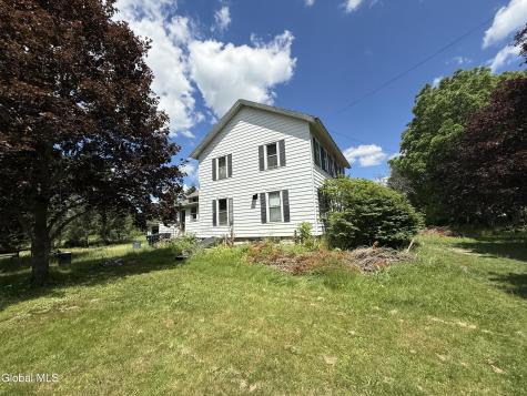 10 Wyomanock Road Stephentown NY 12168