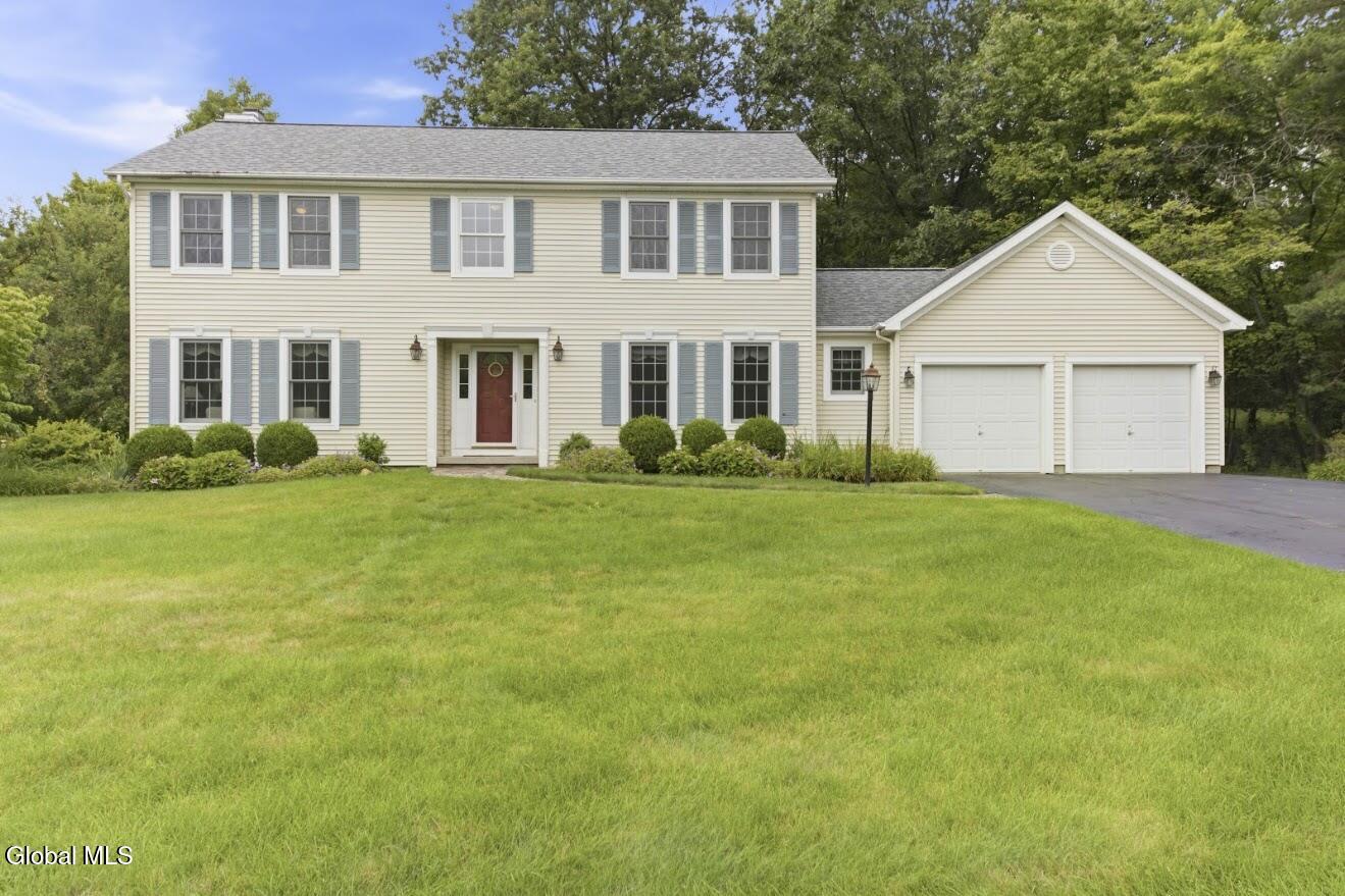 43 Huntswood Lane East Greenbush NY 12061