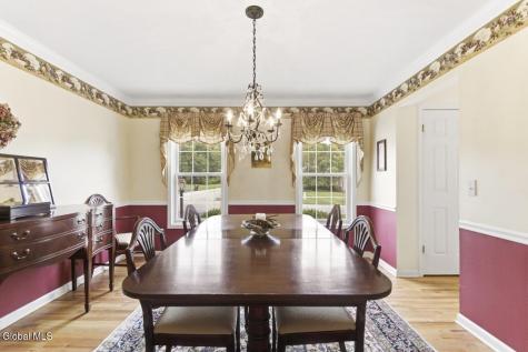 43 Huntswood Lane East Greenbush NY 12061