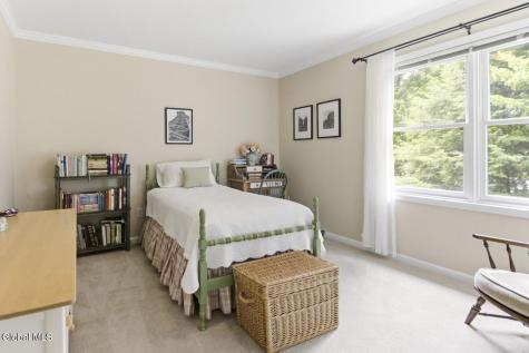 43 Huntswood Lane East Greenbush NY 12061