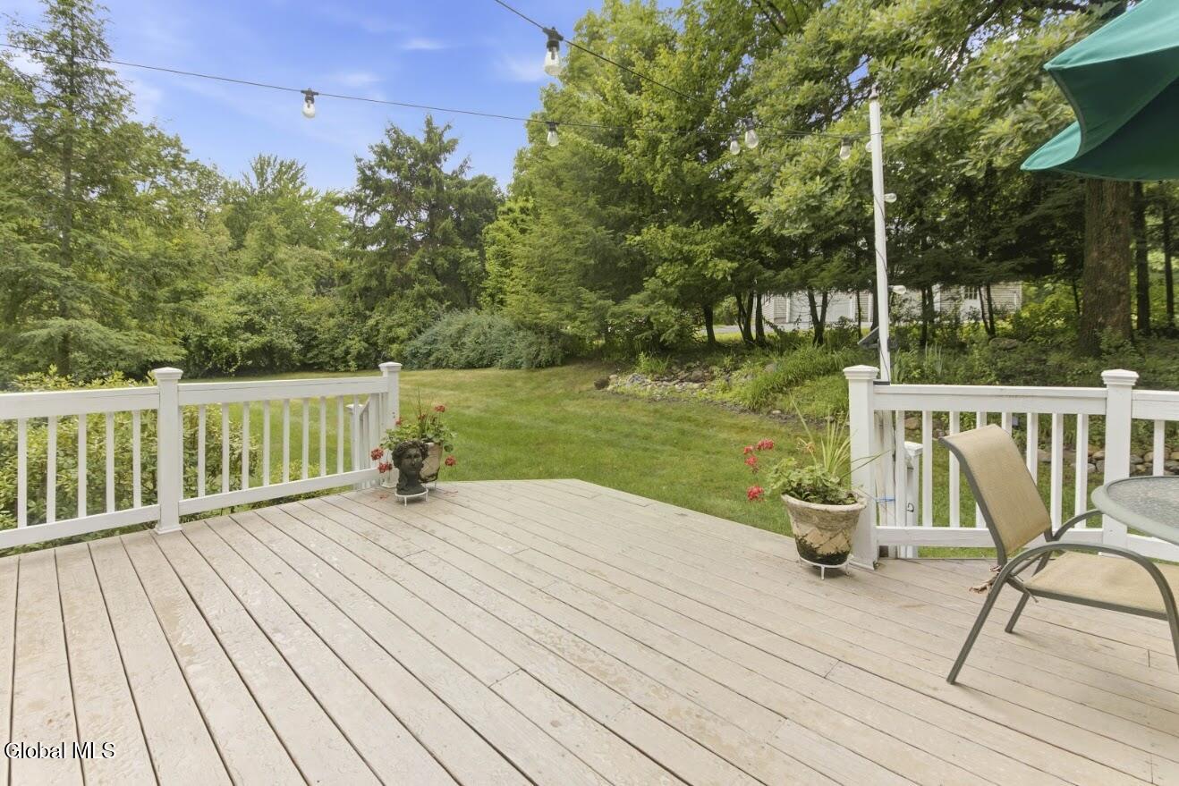 43 Huntswood Lane East Greenbush NY 12061