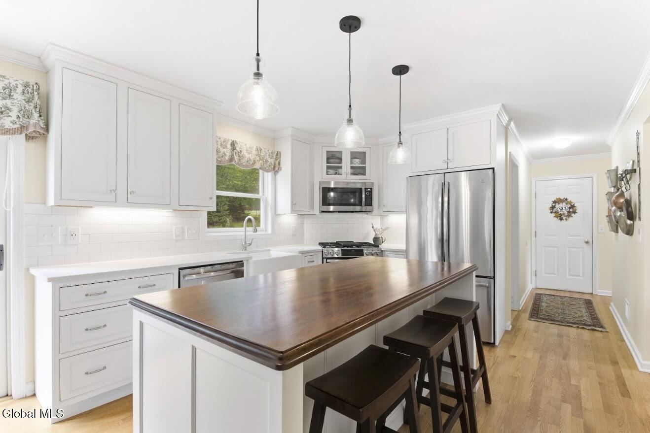 43 Huntswood Lane East Greenbush NY 12061