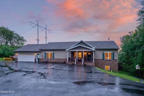 6373 Hawes Road Altamont NY 12009