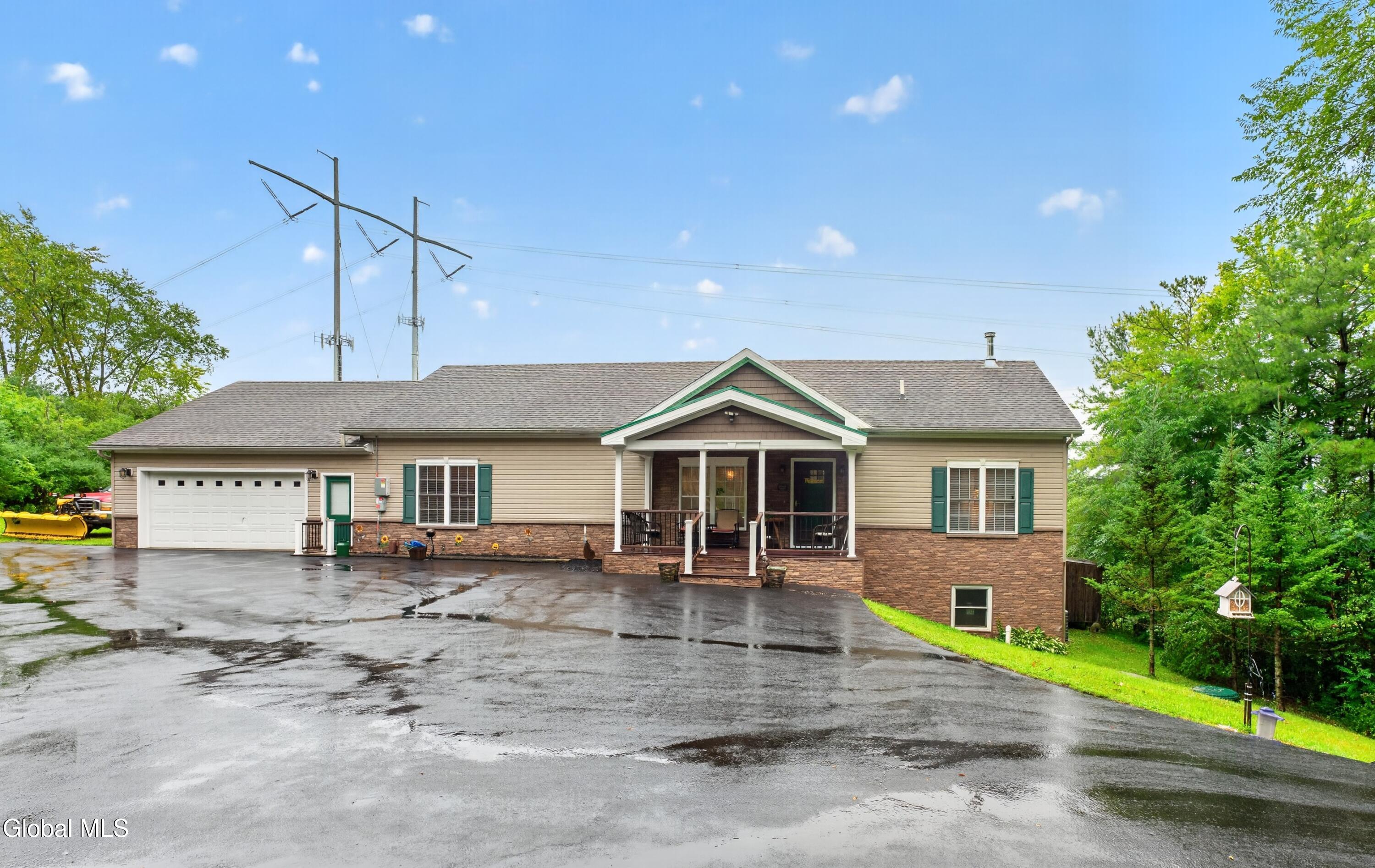 6373 Hawes Road Altamont NY 12009