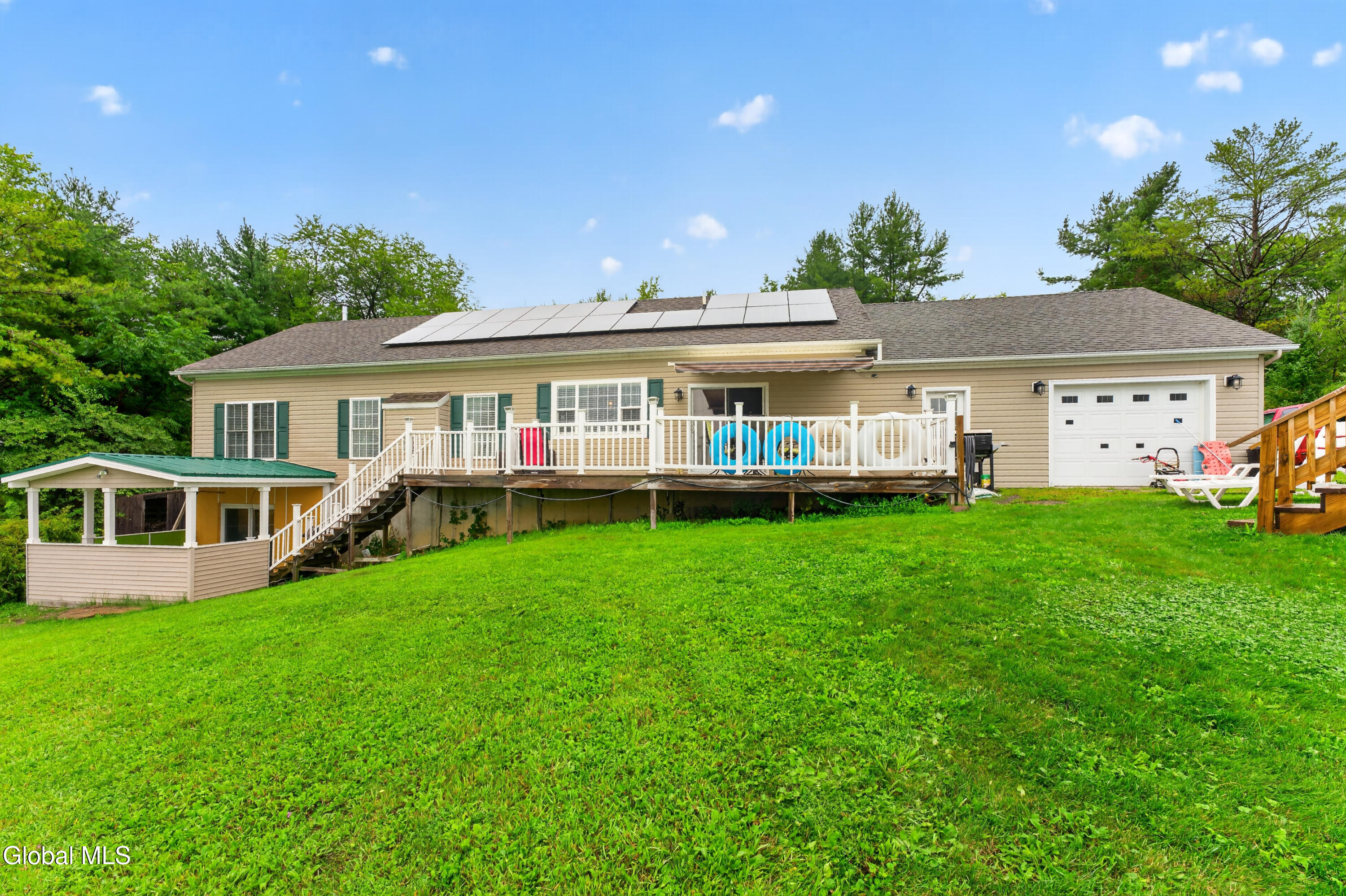 6373 Hawes Road Altamont NY 12009