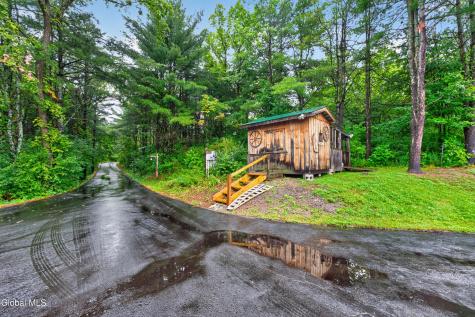 6373 Hawes Road Altamont NY 12009