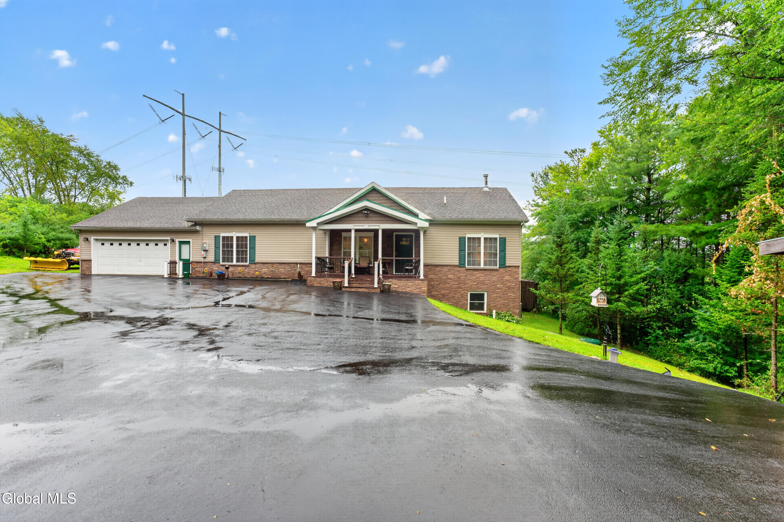 6373 Hawes Road Altamont NY 12009