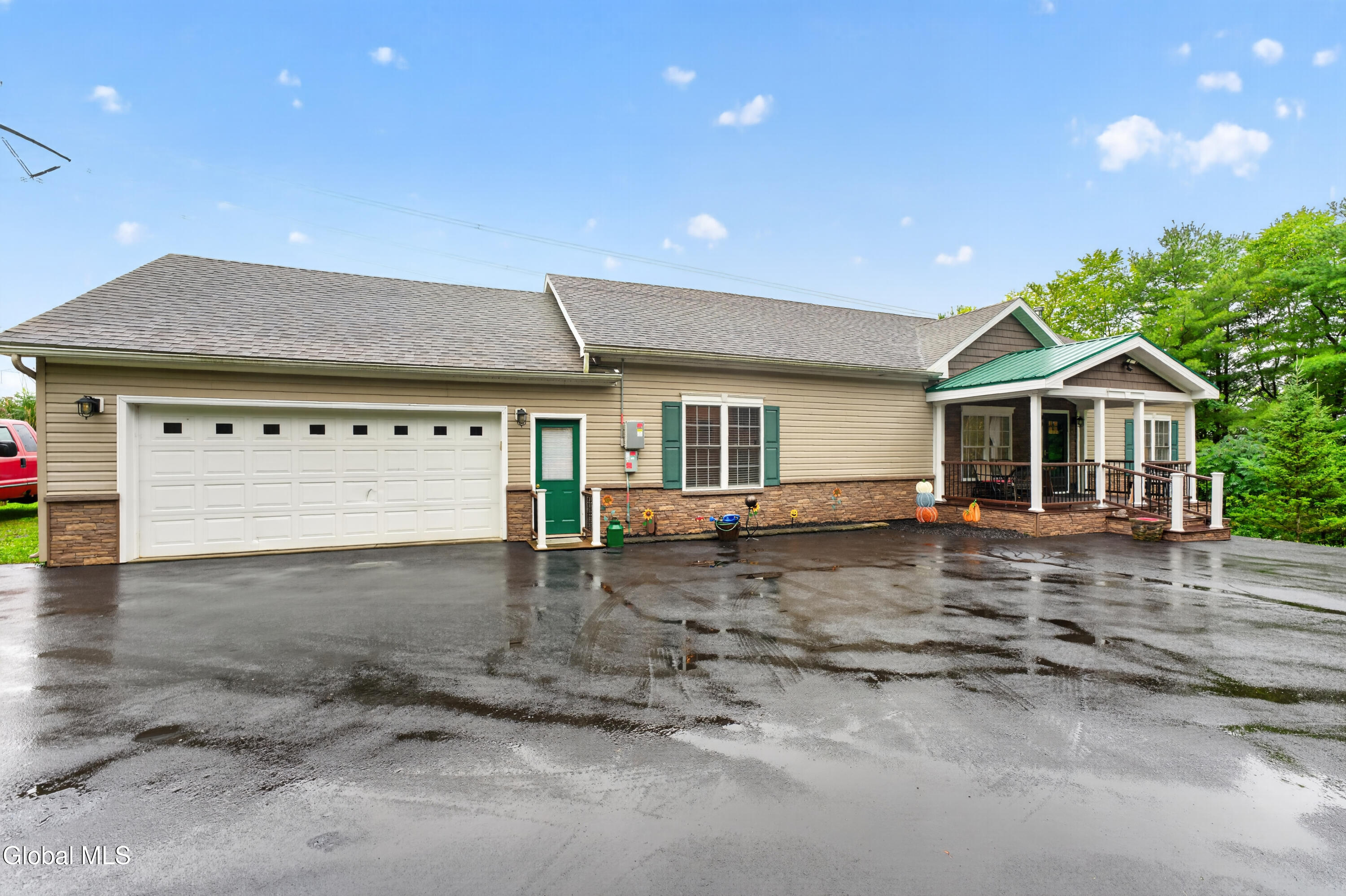 6373 Hawes Road Altamont NY 12009