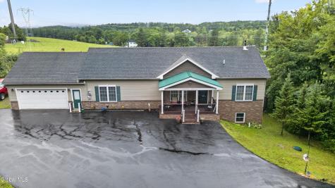 6373 Hawes Road Altamont NY 12009