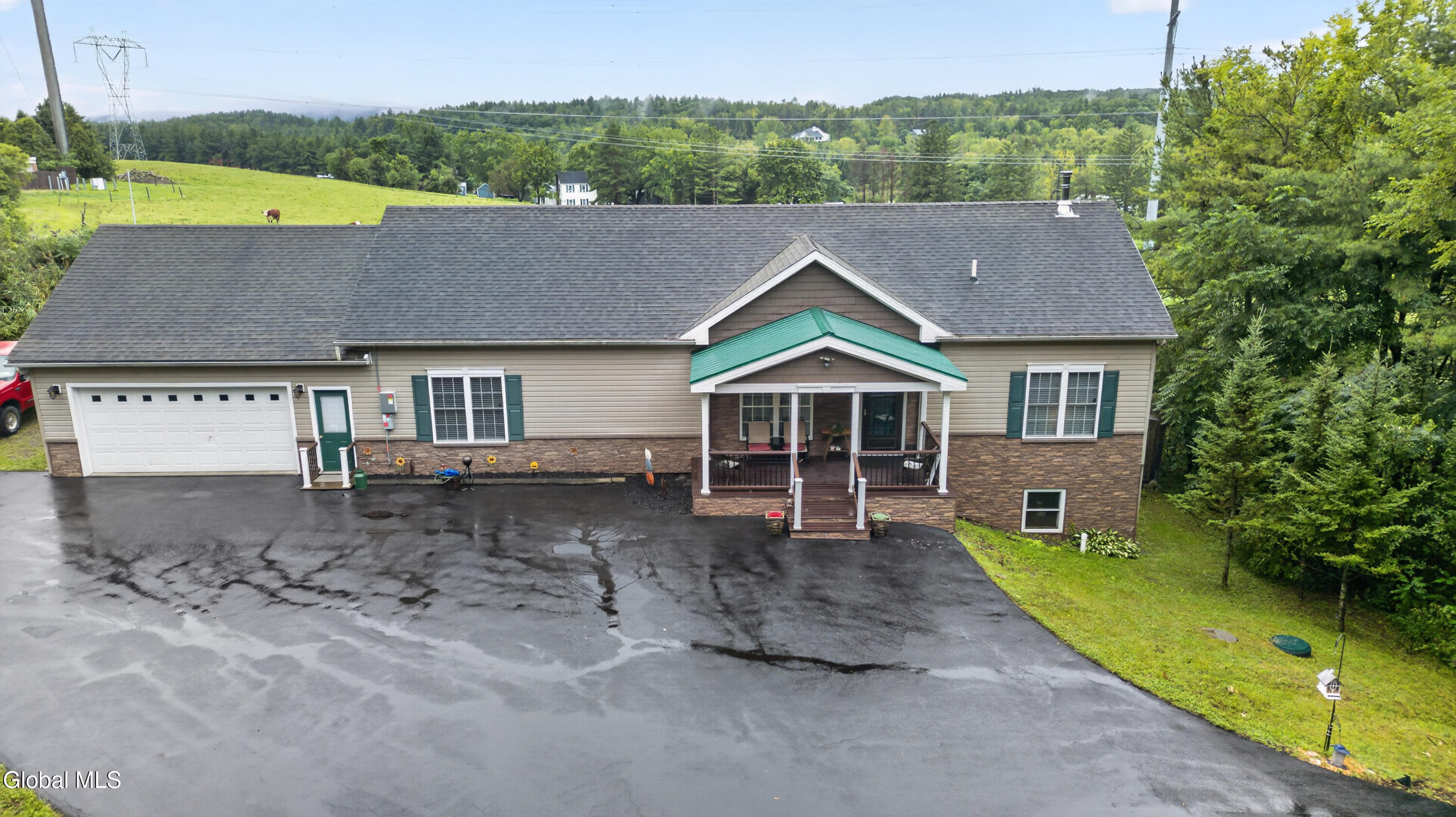 6373 Hawes Road Altamont NY 12009