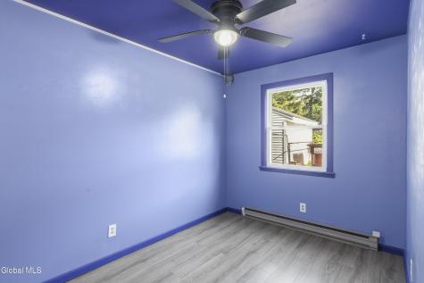 1054 Outer Drive Schenectady NY 12303
