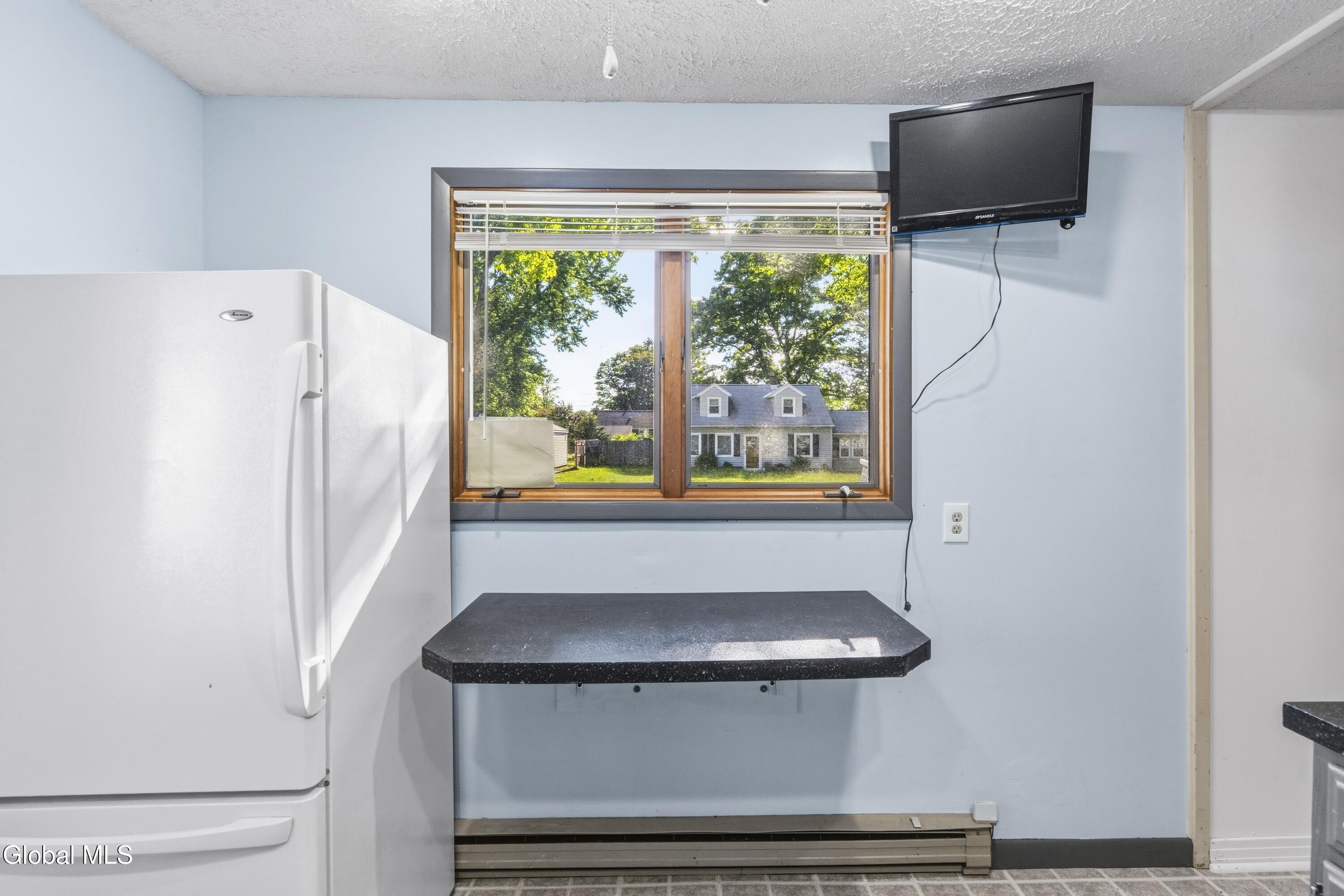 1054 Outer Drive Schenectady NY 12303