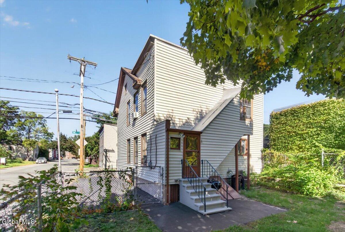 118 Ida Street Troy NY 12180
