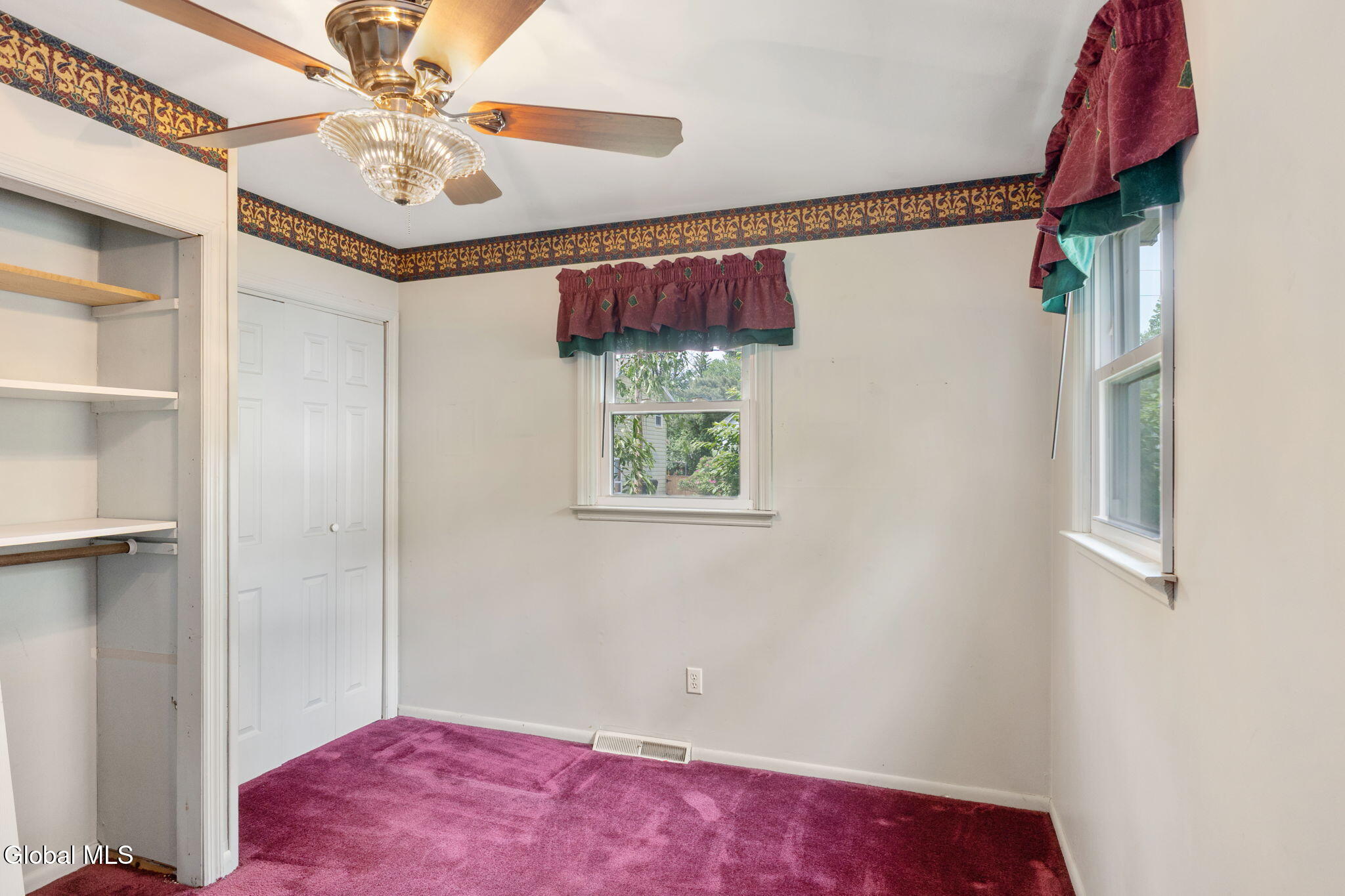 102 Evans Road Schenectady NY 12306