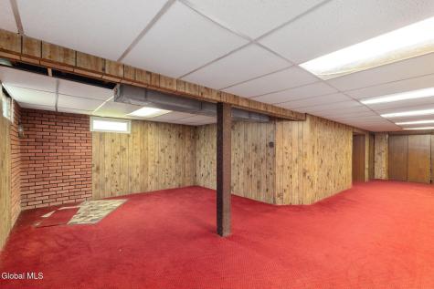 102 Evans Road Schenectady NY 12306