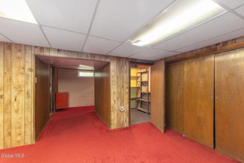 102 Evans Road Schenectady NY 12306