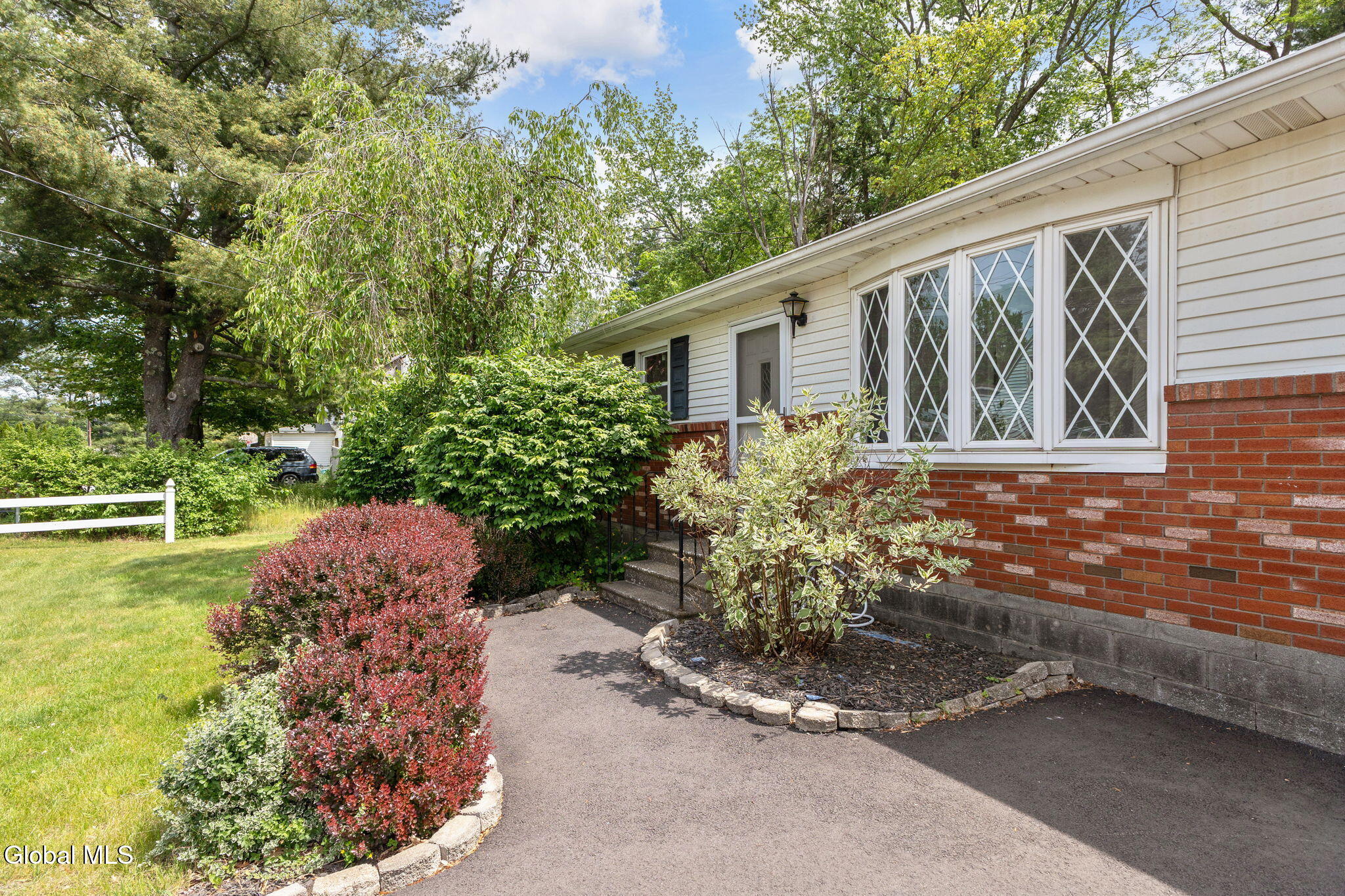 102 Evans Road Schenectady NY 12306