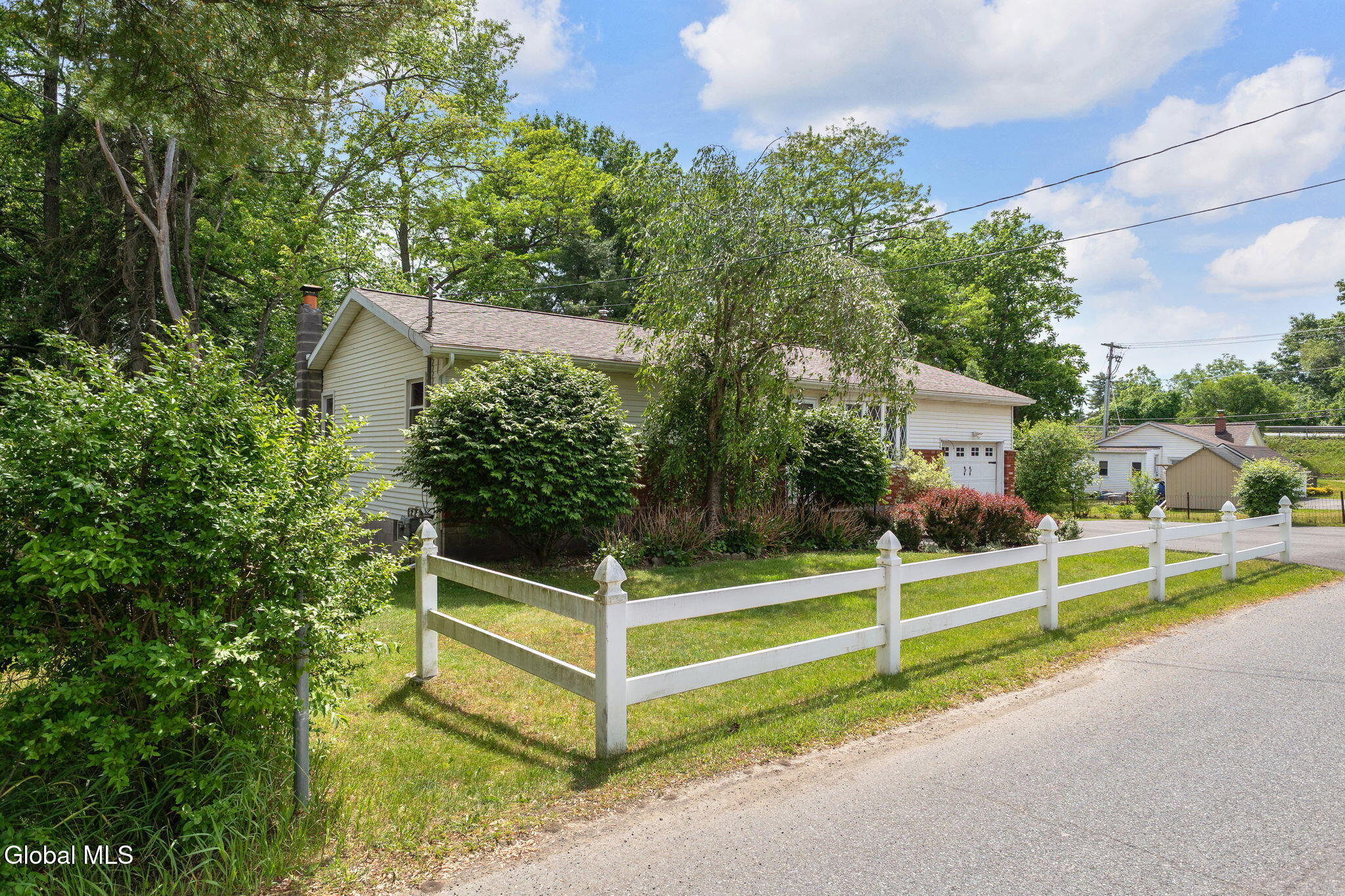 102 Evans Road Schenectady NY 12306