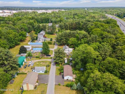 102 Evans Road Schenectady NY 12306