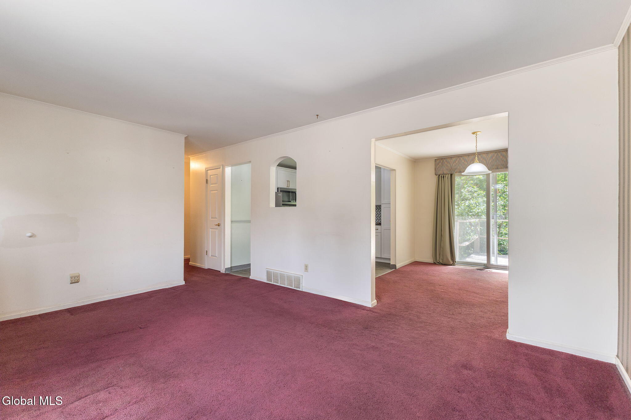 102 Evans Road Schenectady NY 12306
