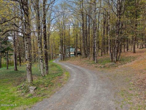 187 Lake Road Berne NY 12023