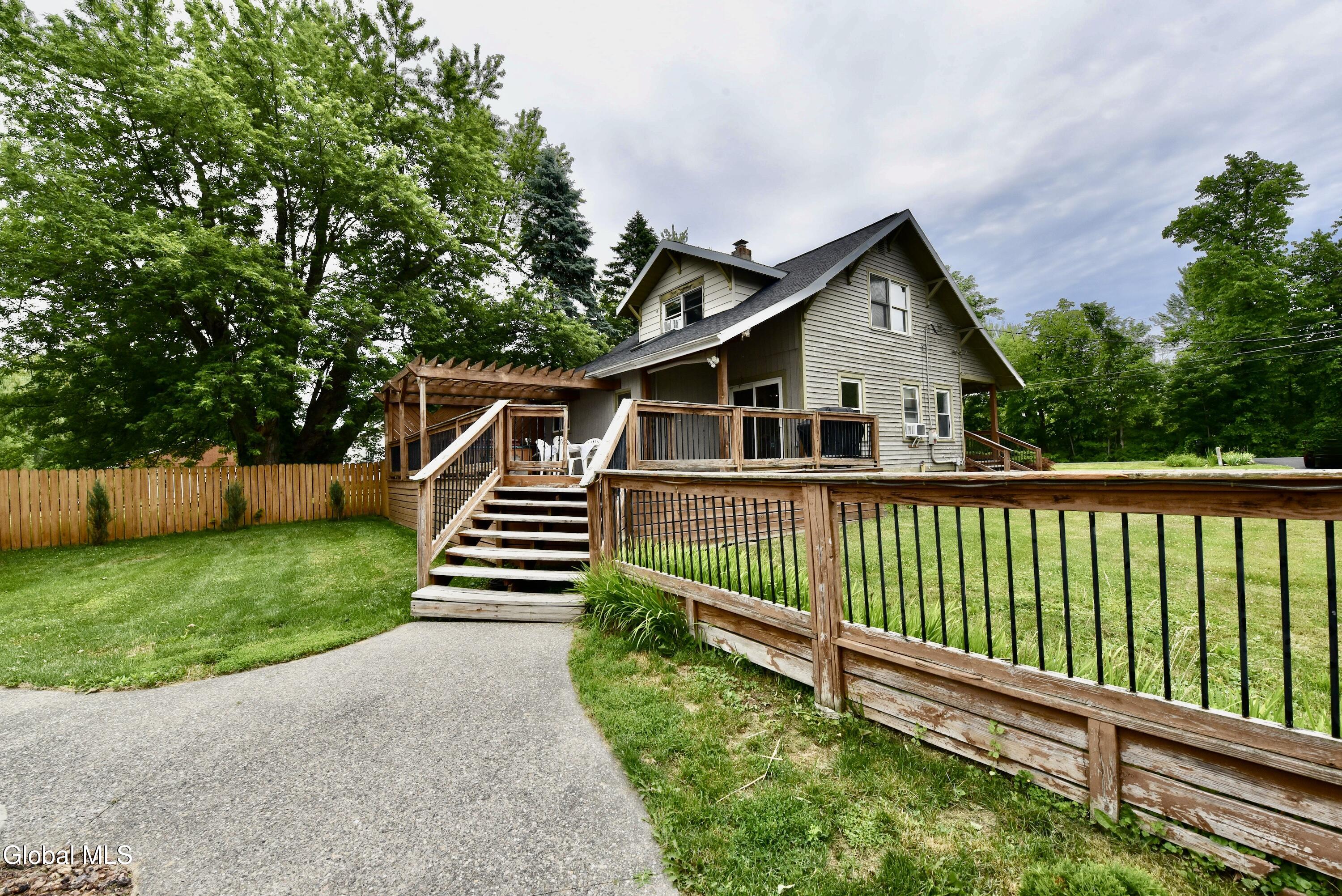 87 Lasher Road Selkirk NY 12158