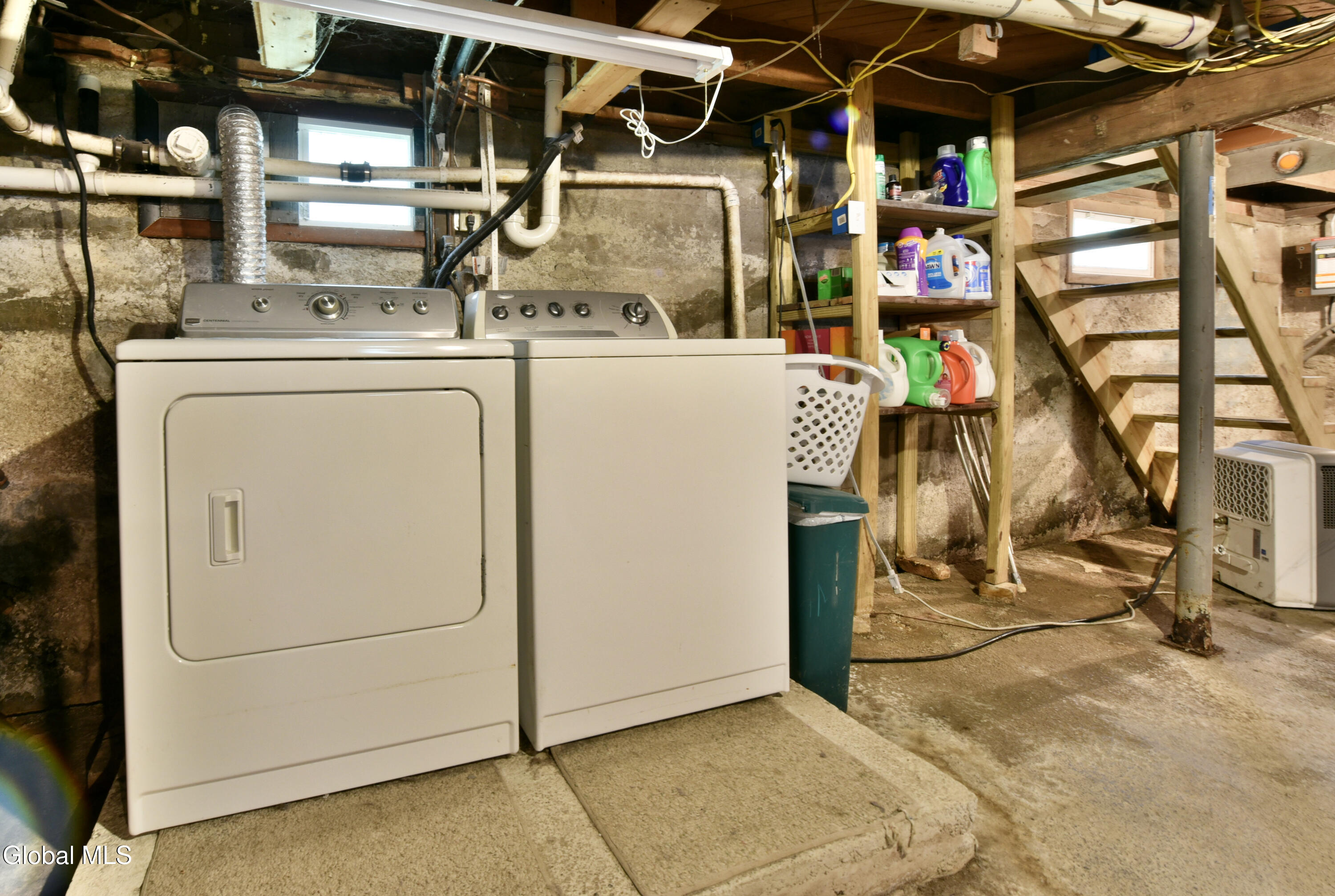 87 Lasher Road Selkirk NY 12158