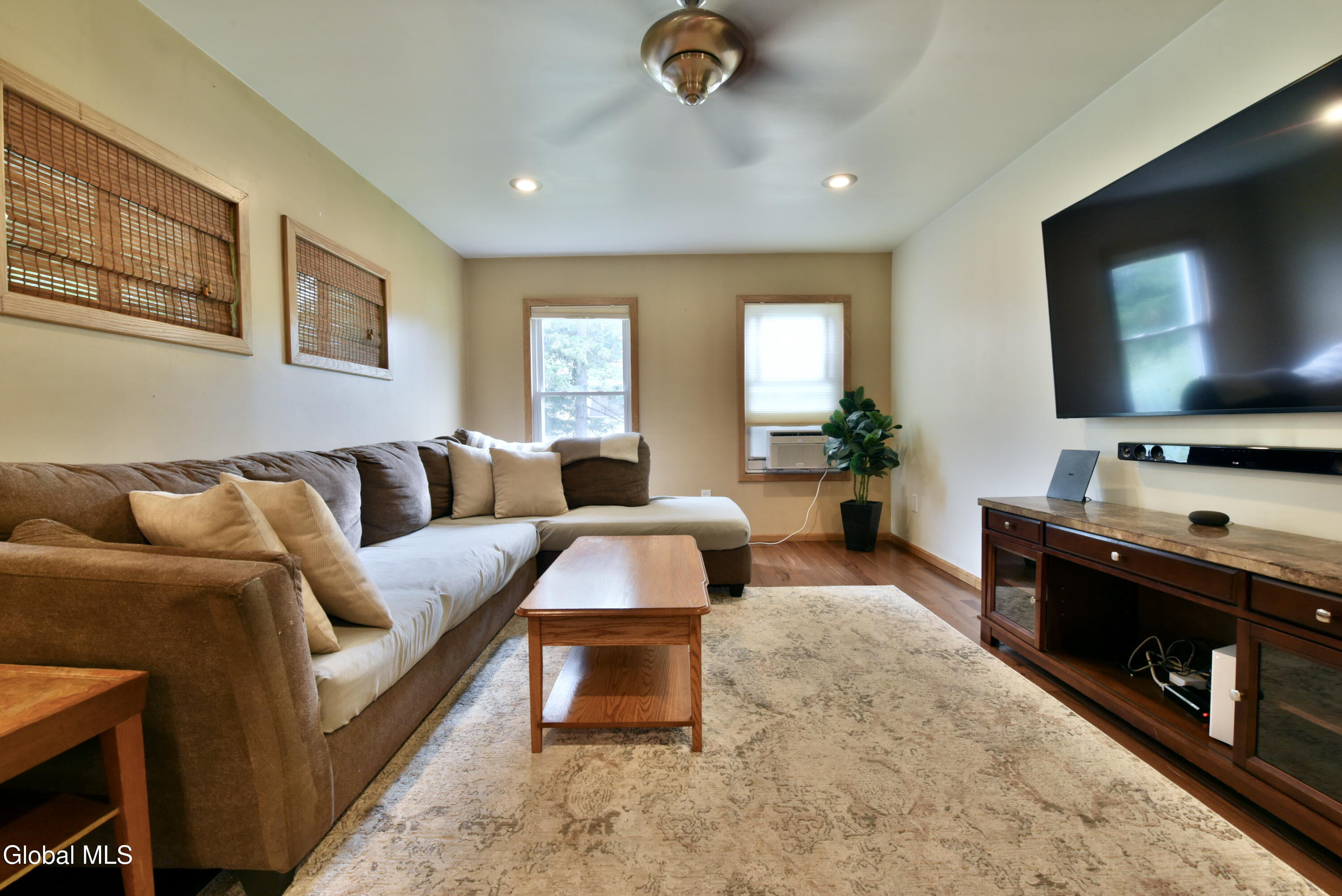 87 Lasher Road Selkirk NY 12158