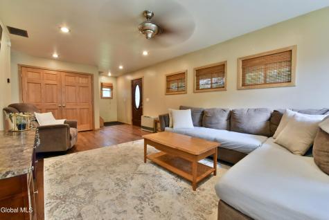 87 Lasher Road Selkirk NY 12158