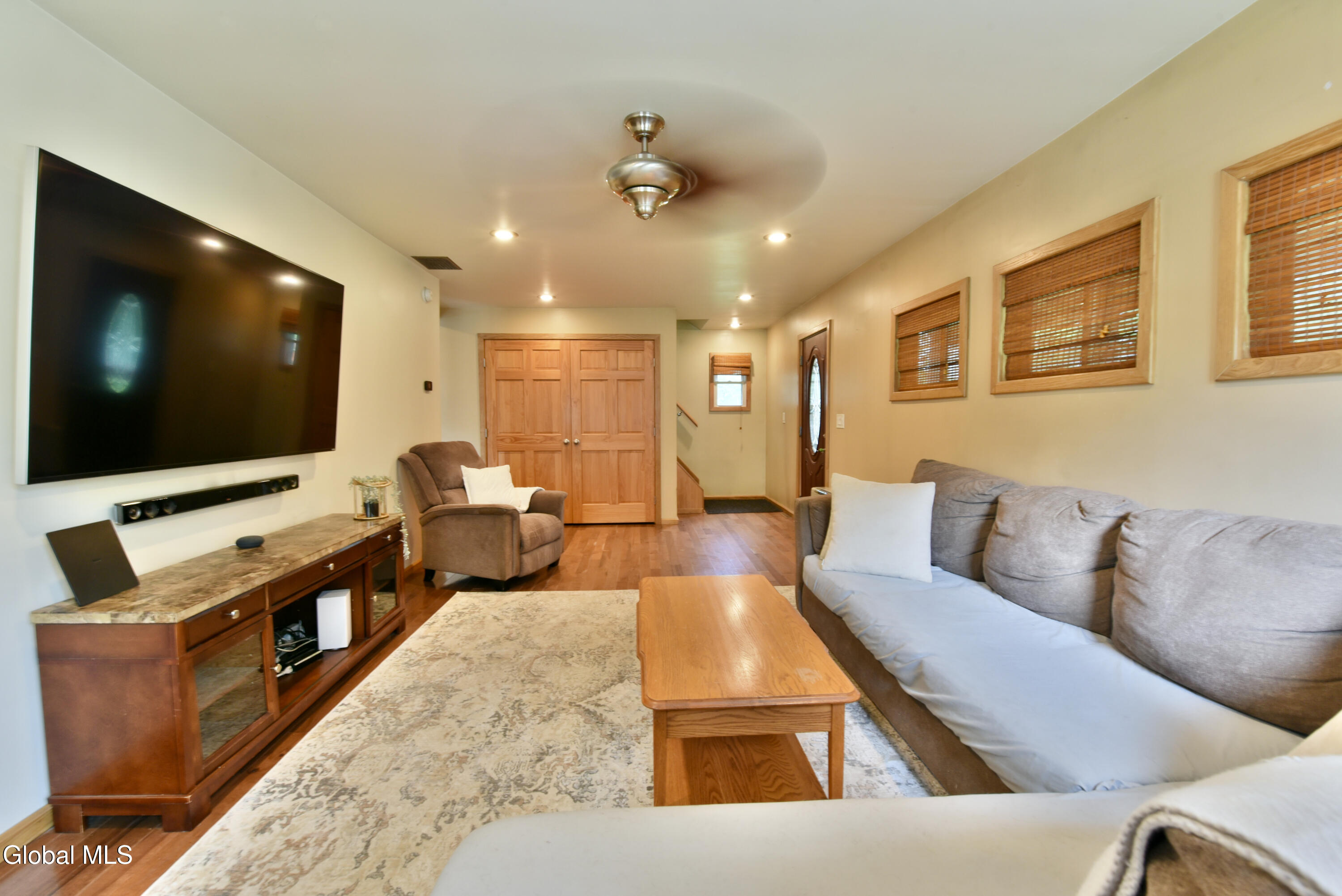 87 Lasher Road Selkirk NY 12158