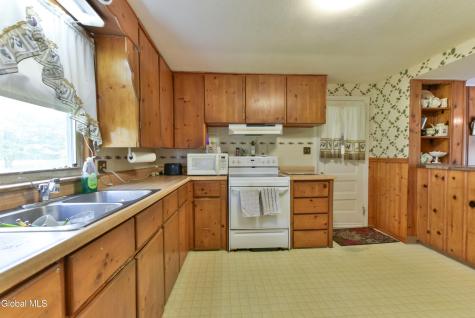 47 Baker Avenue Cohoes NY 12047