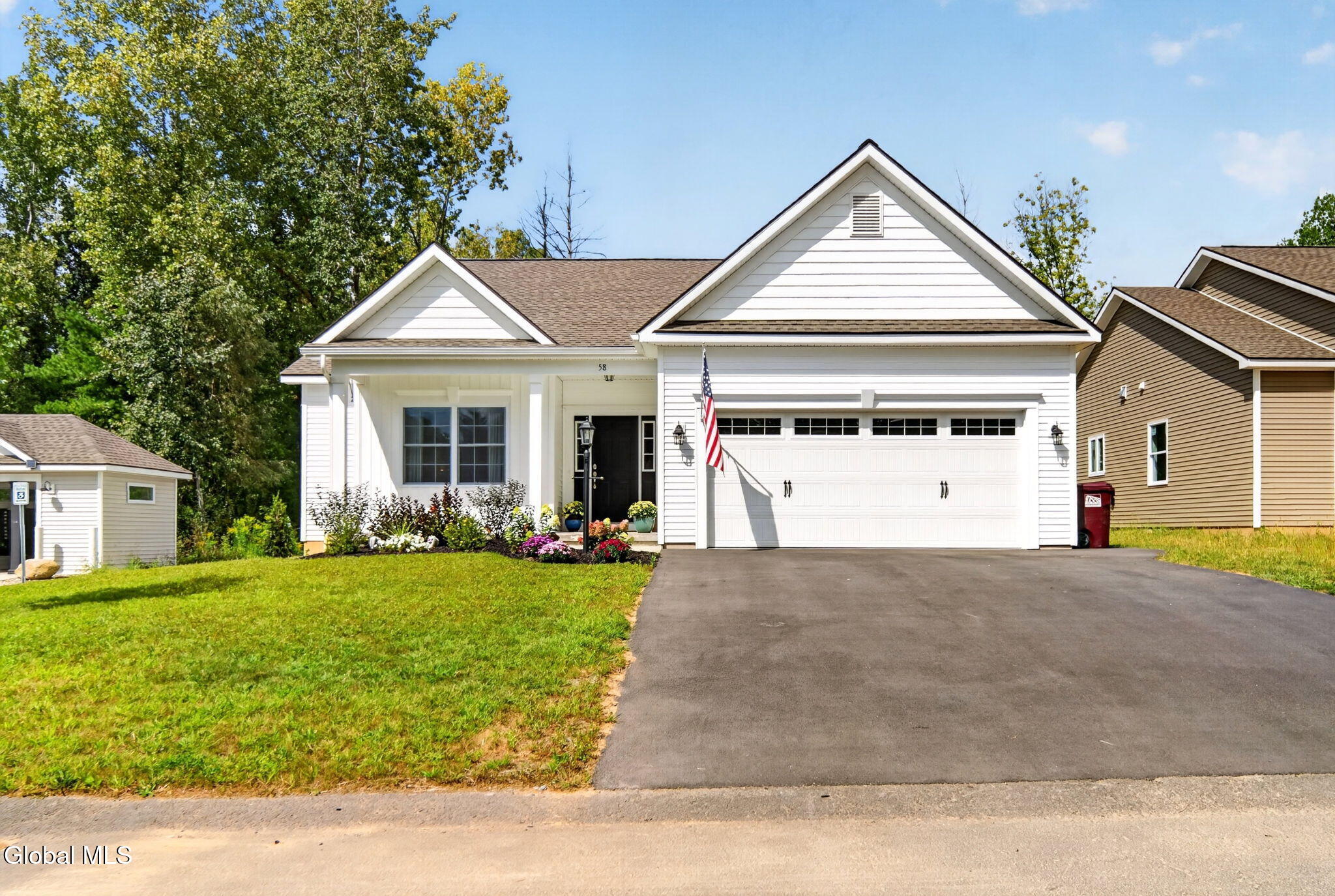 58 Lakepointe Way Saratoga Springs NY 12866