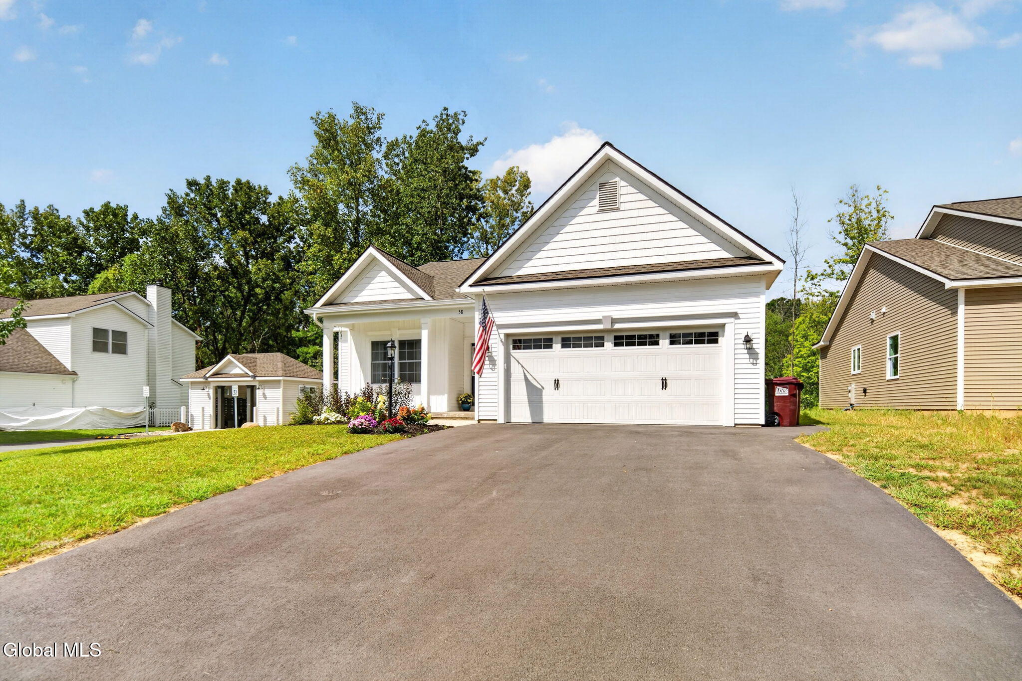 58 Lakepointe Way Saratoga Springs NY 12866