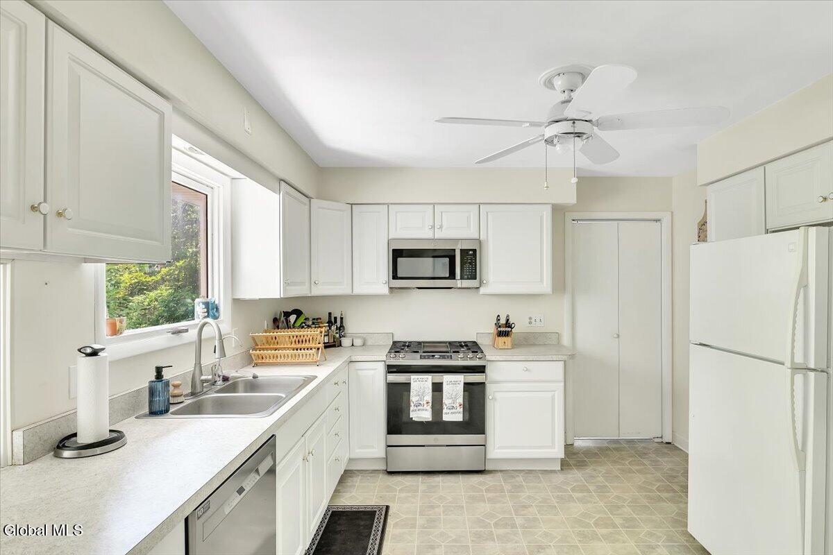 70 Orchard Street Delmar NY 12054
