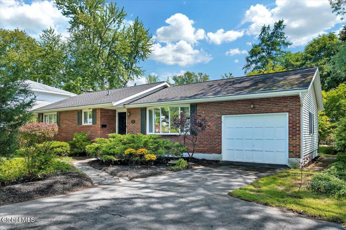 70 Orchard Street Delmar NY 12054