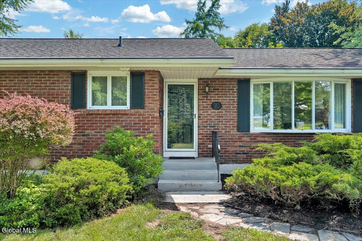70 Orchard Street Delmar NY 12054