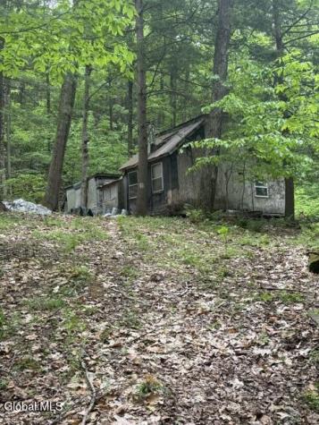 55 Hawk Road Queensbury NY 12846
