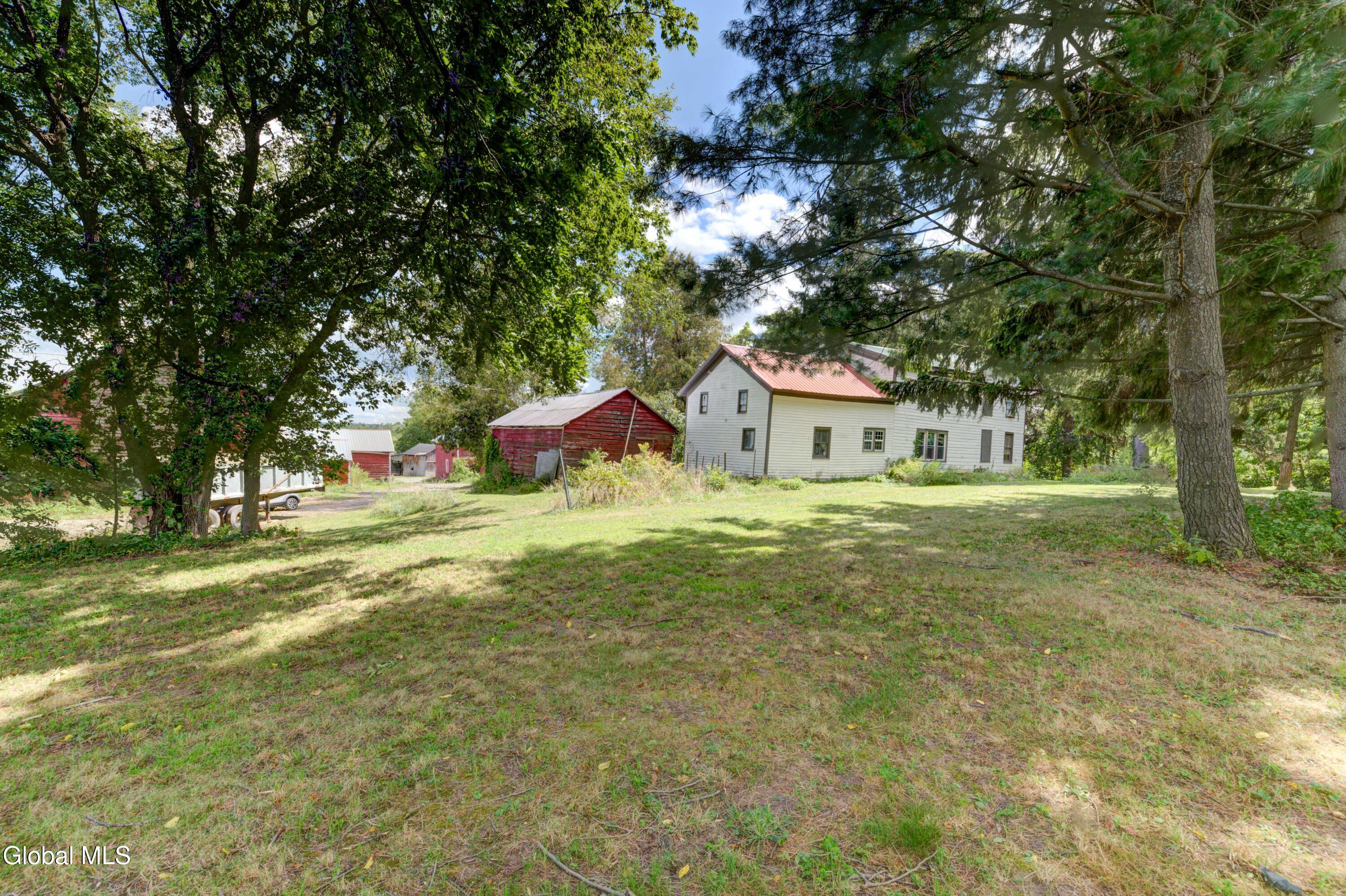 655 W Lykers Road Sprakers NY 12166