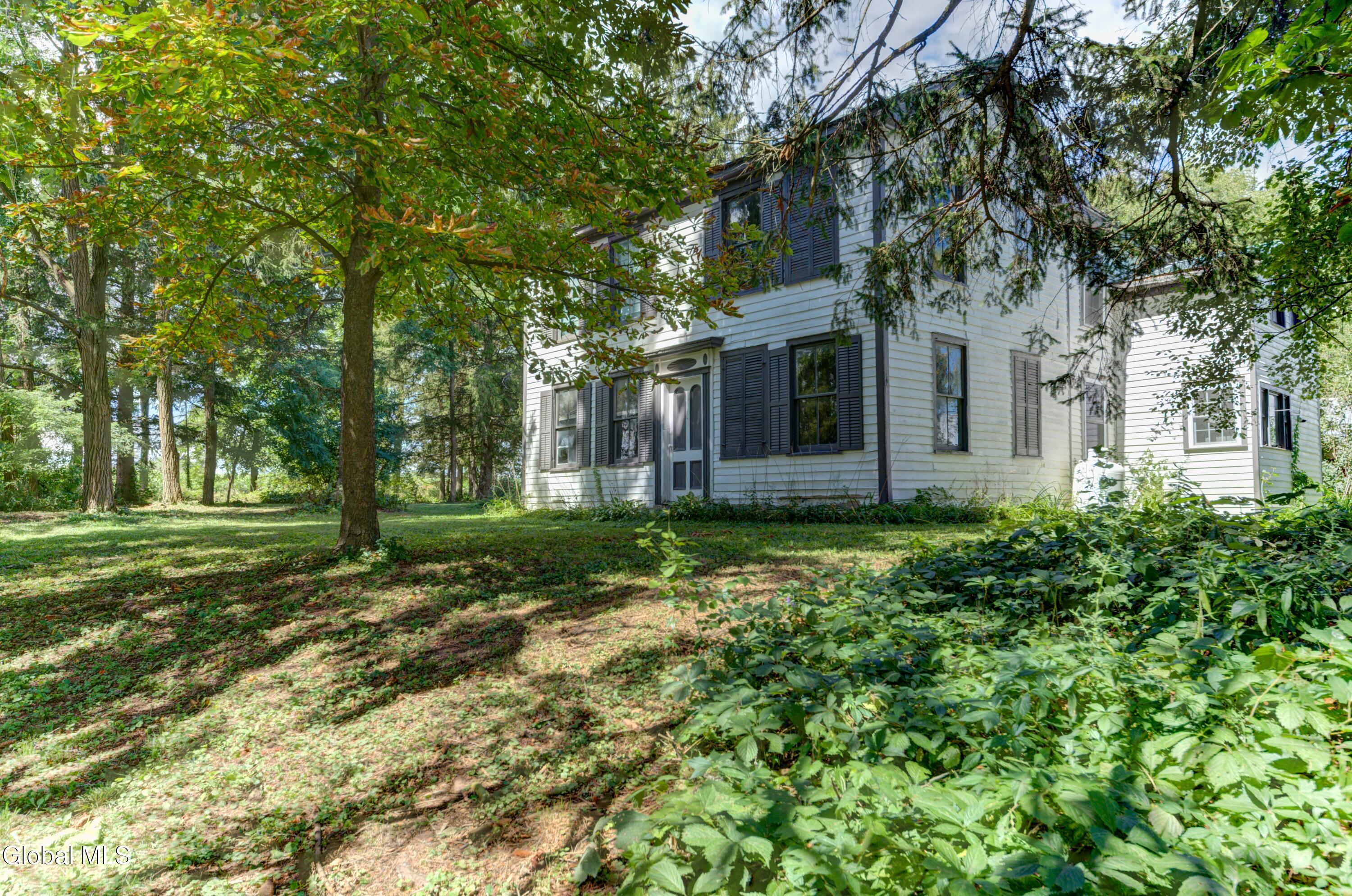 655 W Lykers Road Sprakers NY 12166