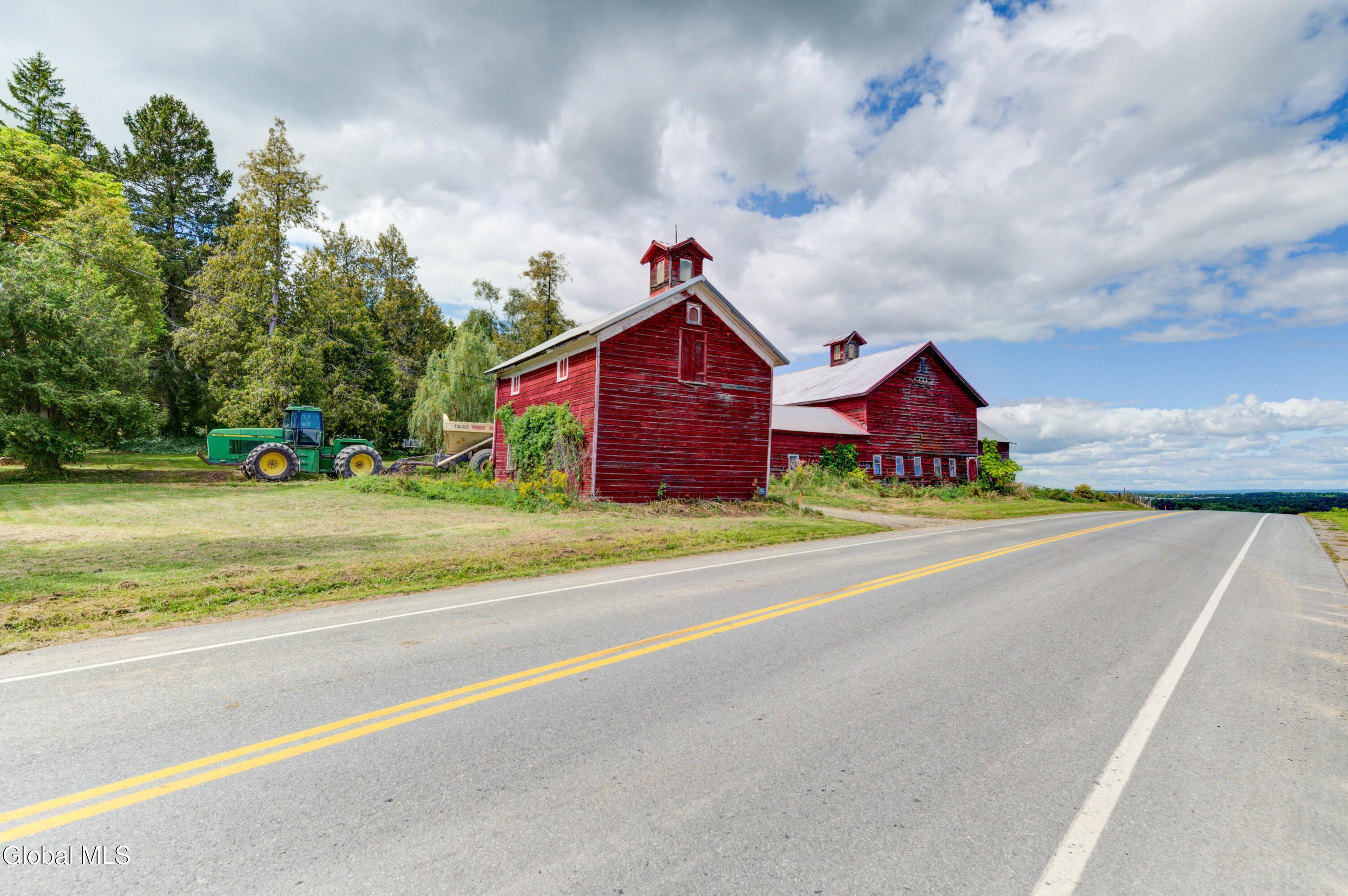 655 W Lykers Road Sprakers NY 12166