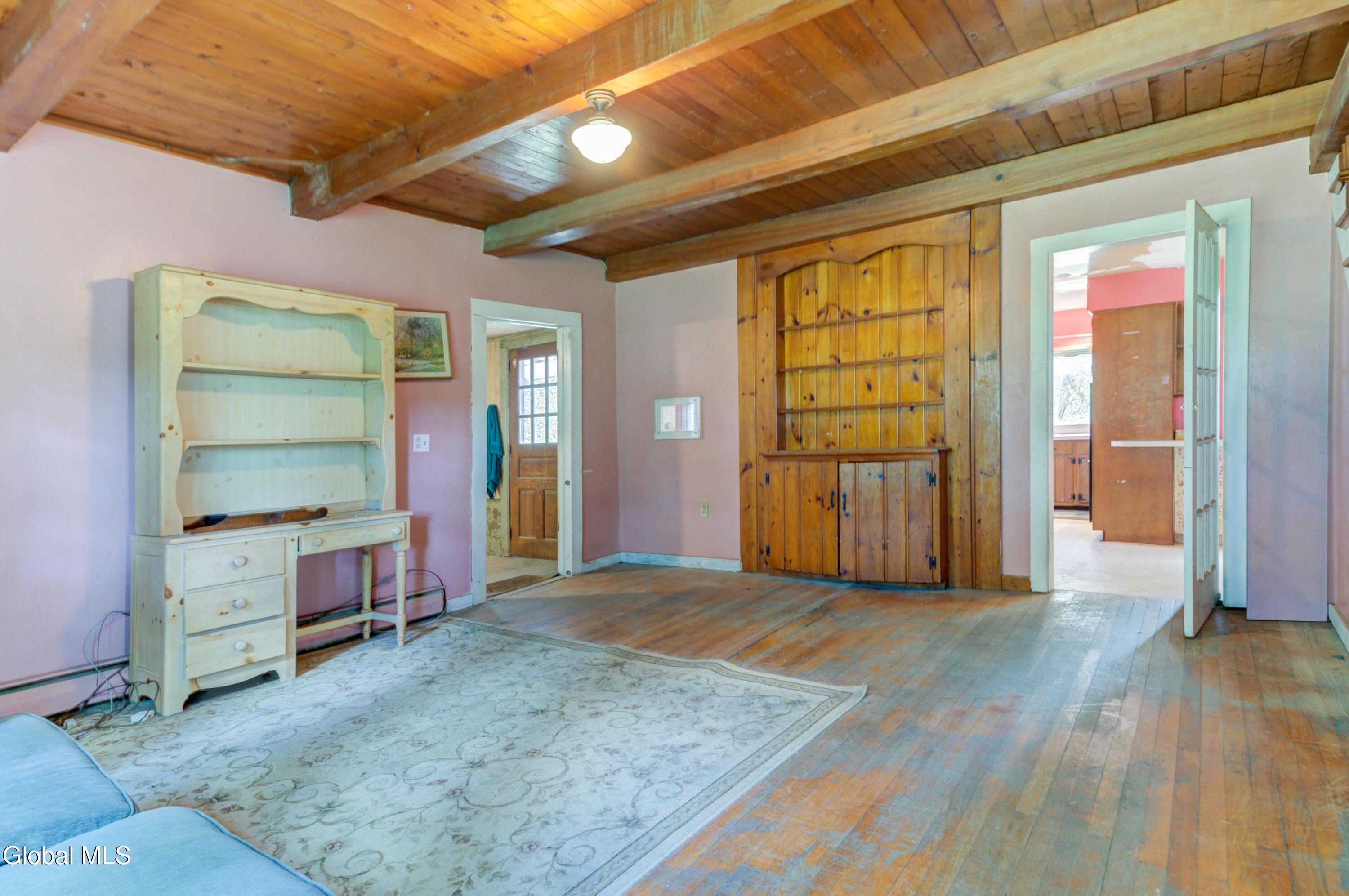 655 W Lykers Road Sprakers NY 12166