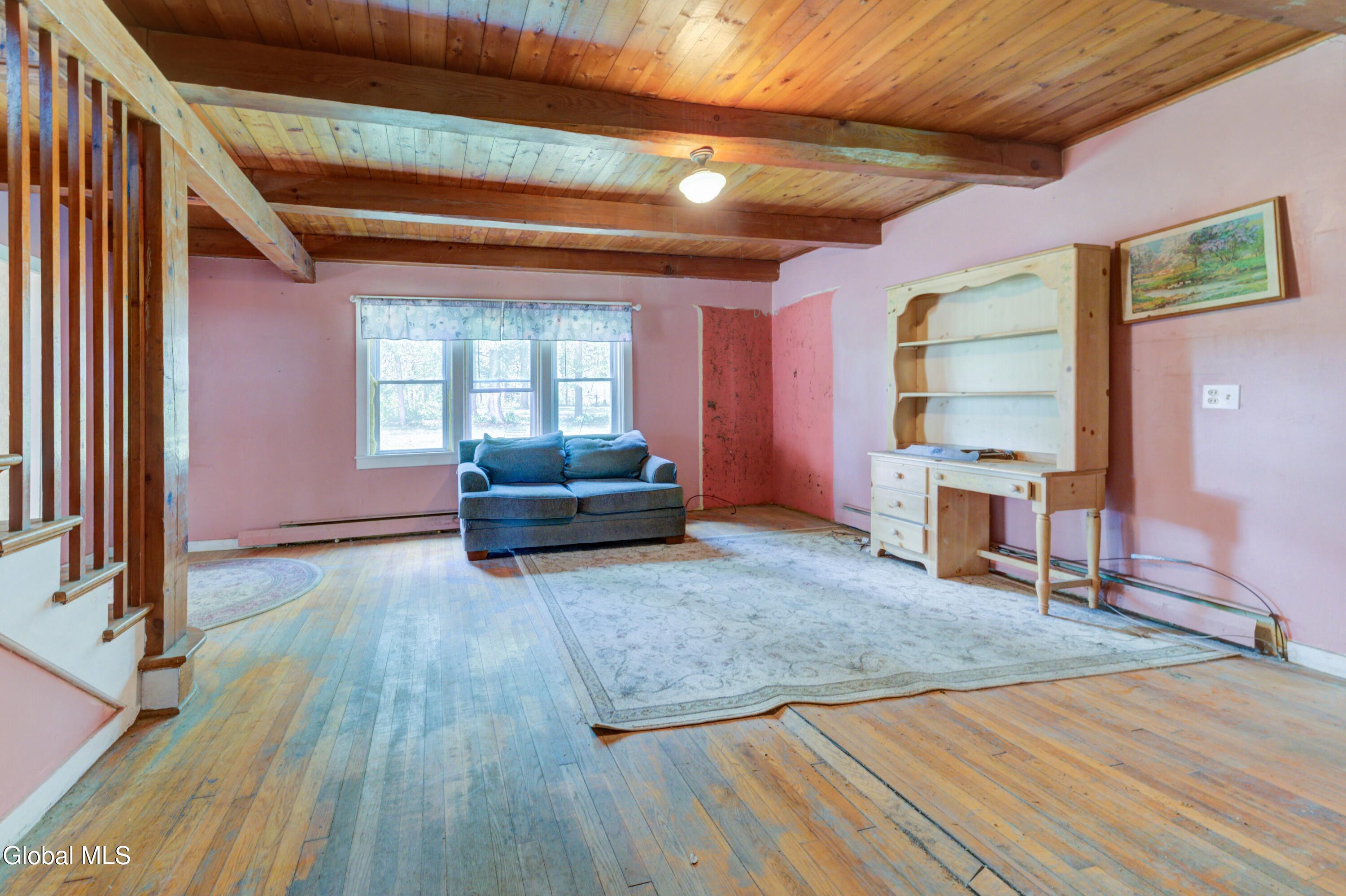 655 W Lykers Road Sprakers NY 12166
