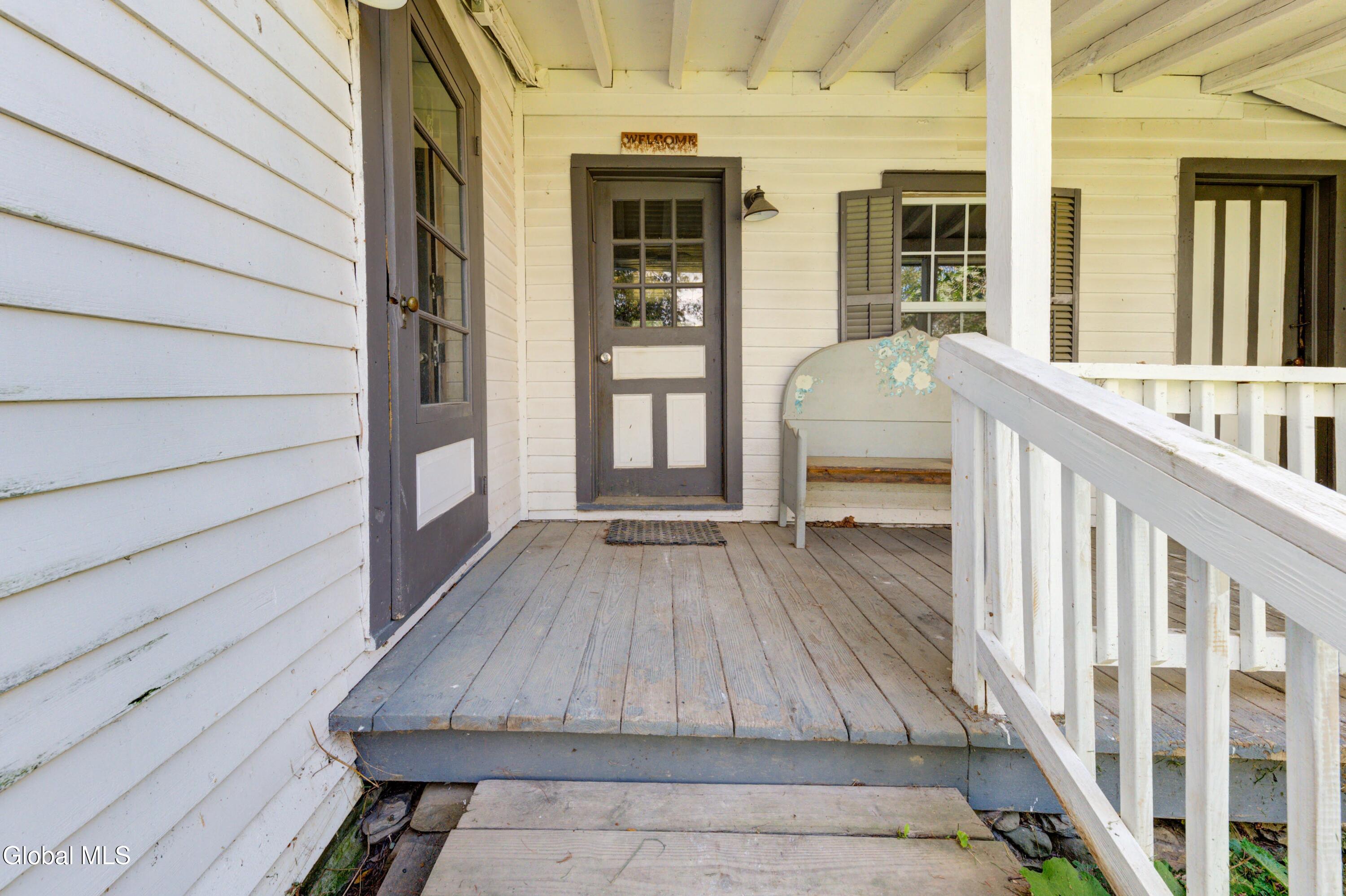 655 W Lykers Road Sprakers NY 12166