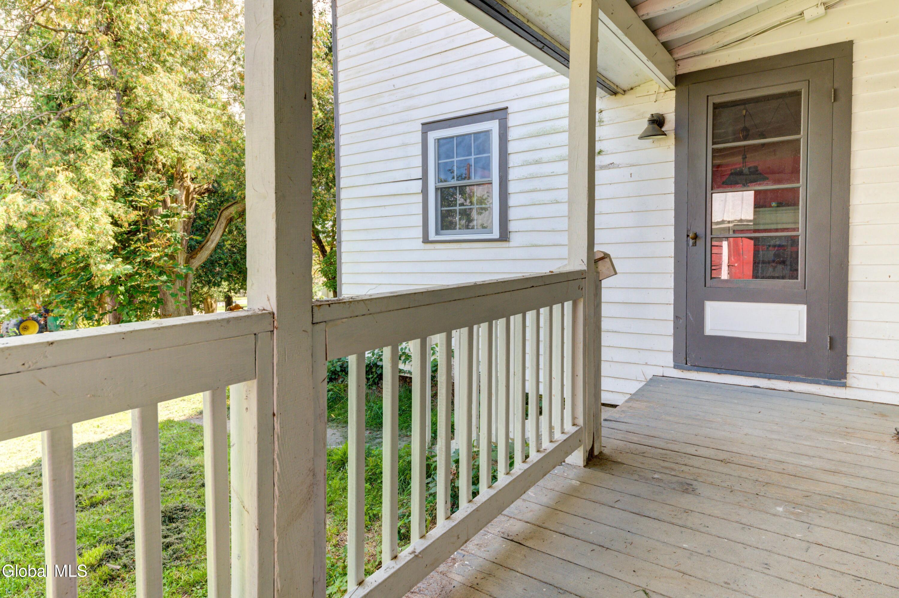 655 W Lykers Road Sprakers NY 12166