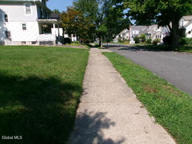 30 Irving Road Scotia NY 12302